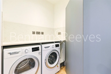 Disraeli Road, London - SW15 view 15