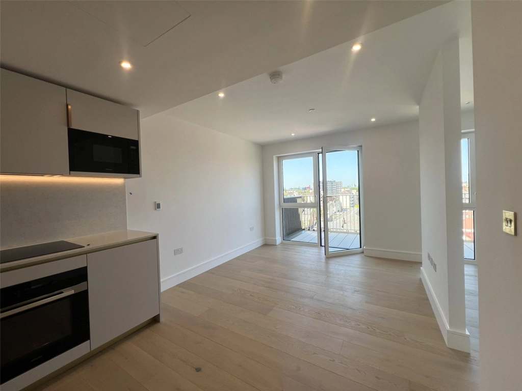 1 bedroom apartments/flats for sale in Parr's Way, London - W6 view 3