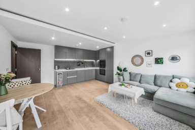 Tierney Lane, London - W6 view 2