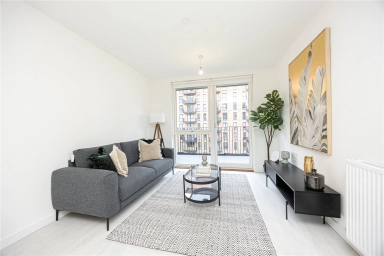 Farine Avenue, Hayes - UB3 view 3