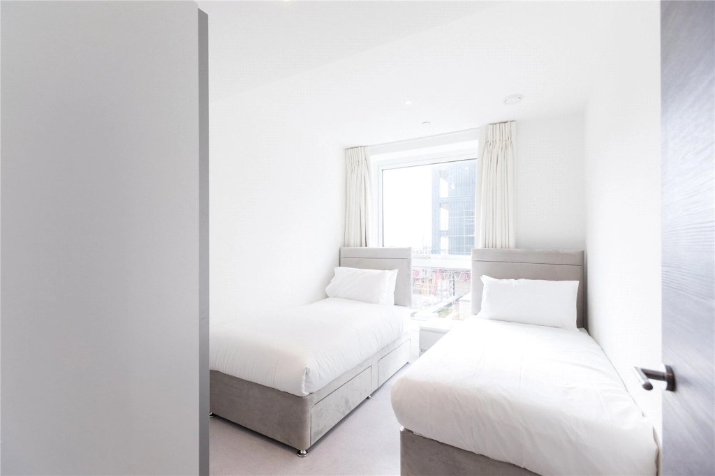 2 bedrooms apartments/flats for sale in Glenthorne Road, London - W6 view 11