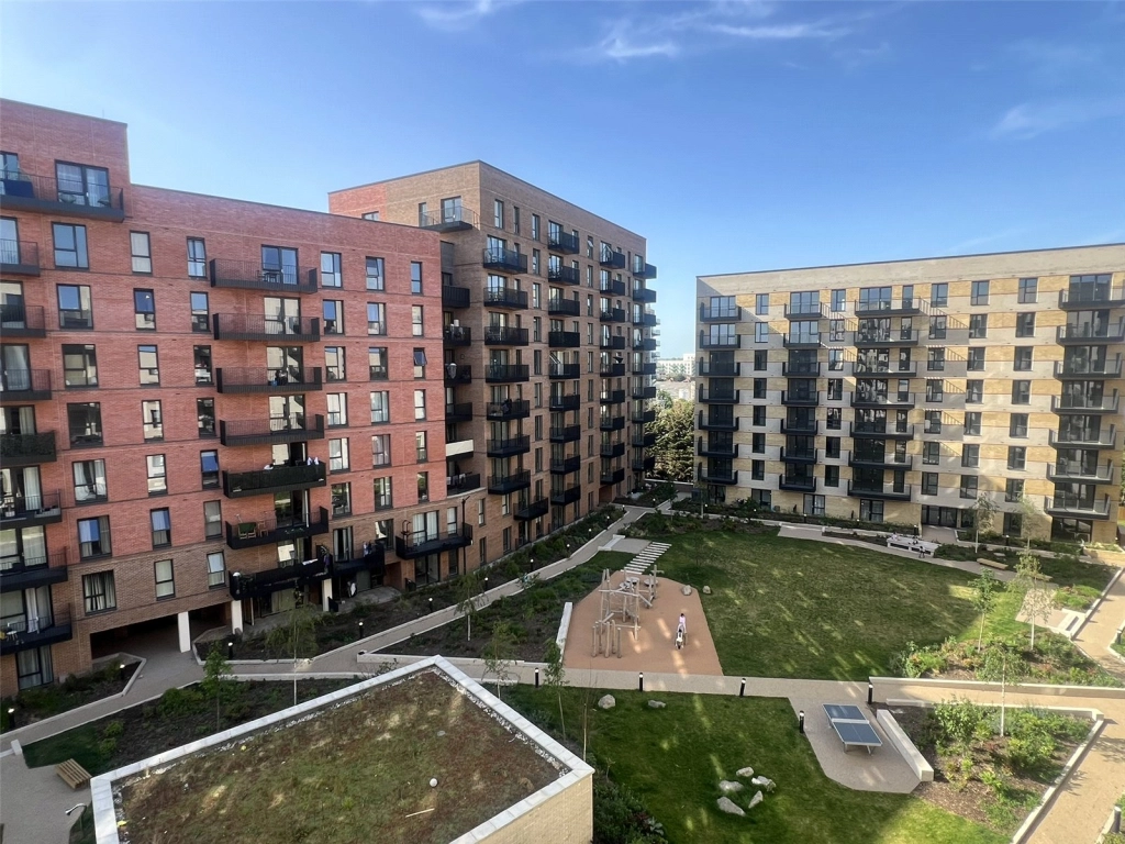 1 bedroom apartments/flats for sale in Farine Avenue, Hayes - UB3 view 4