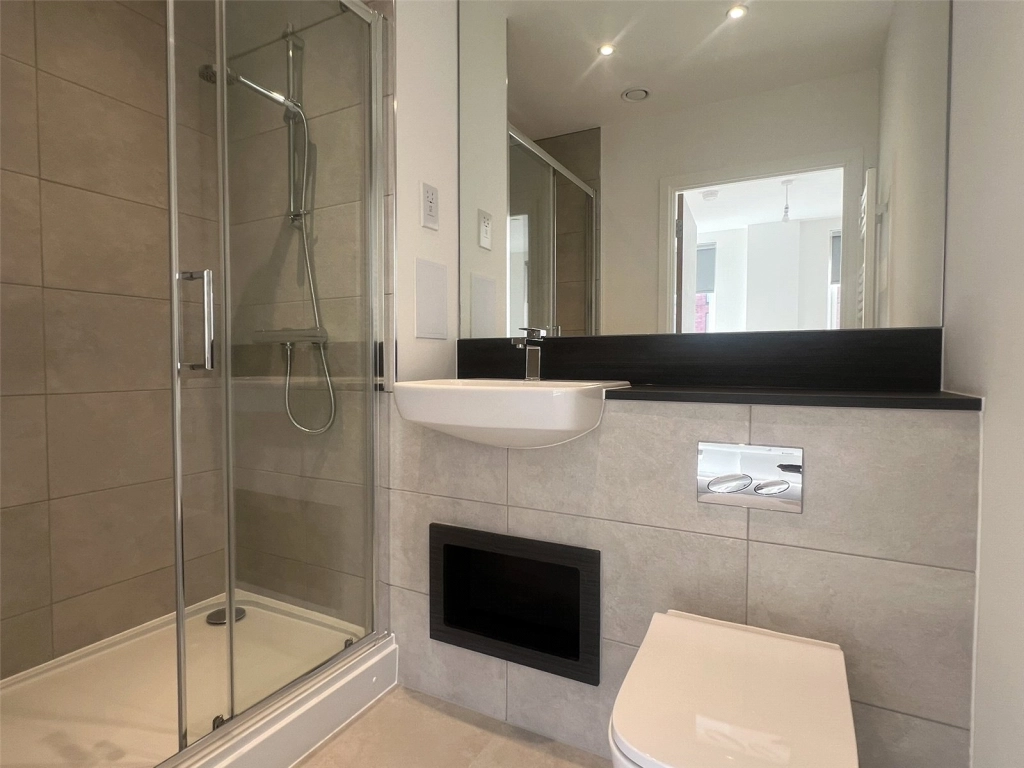 1 bedroom apartments/flats for sale in Farine Avenue, Hayes - UB3 view 7