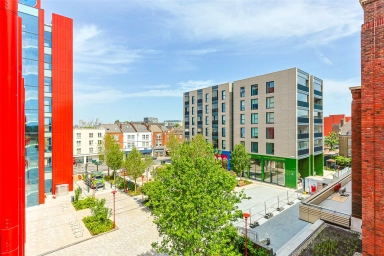 Civic Avenue, London - W6 view 6