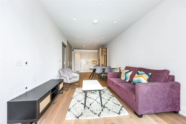 Civic Avenue, London - W6 view 4