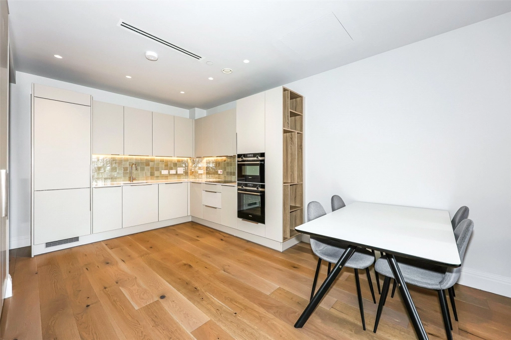 1 bedroom apartments/flats for sale in Civic Avenue, London - W6 view 5
