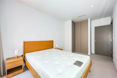 Civic Avenue, London - W6 view 10