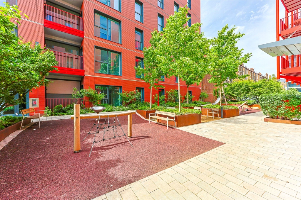 1 bedroom apartments/flats for sale in Civic Avenue, London - W6 view 13