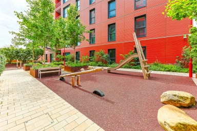 Civic Avenue, London - W6 view 14