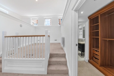 Vitali Close, Barnes - SW15 view 10