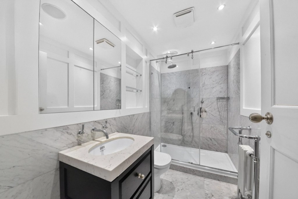 3 bedrooms apartments/flats for sale in Vitali Close, Barnes - SW15 view 13