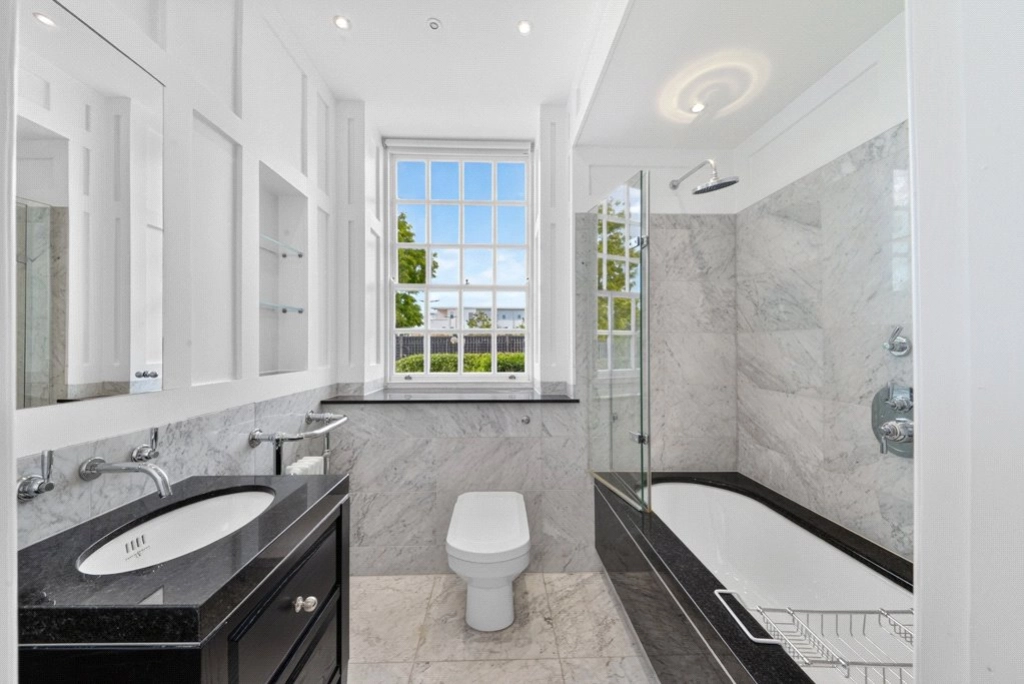 3 bedrooms apartments/flats for sale in Vitali Close, Barnes - SW15 view 16