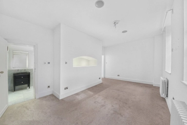 Vitali Close, Barnes - SW15 view 21