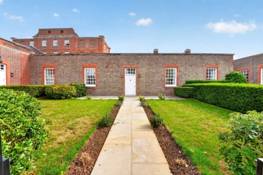 Vitali Close, Barnes - SW15 view 24