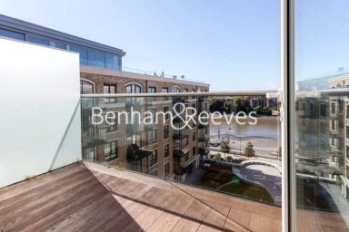 Regatta Lane, London - W6 view 2