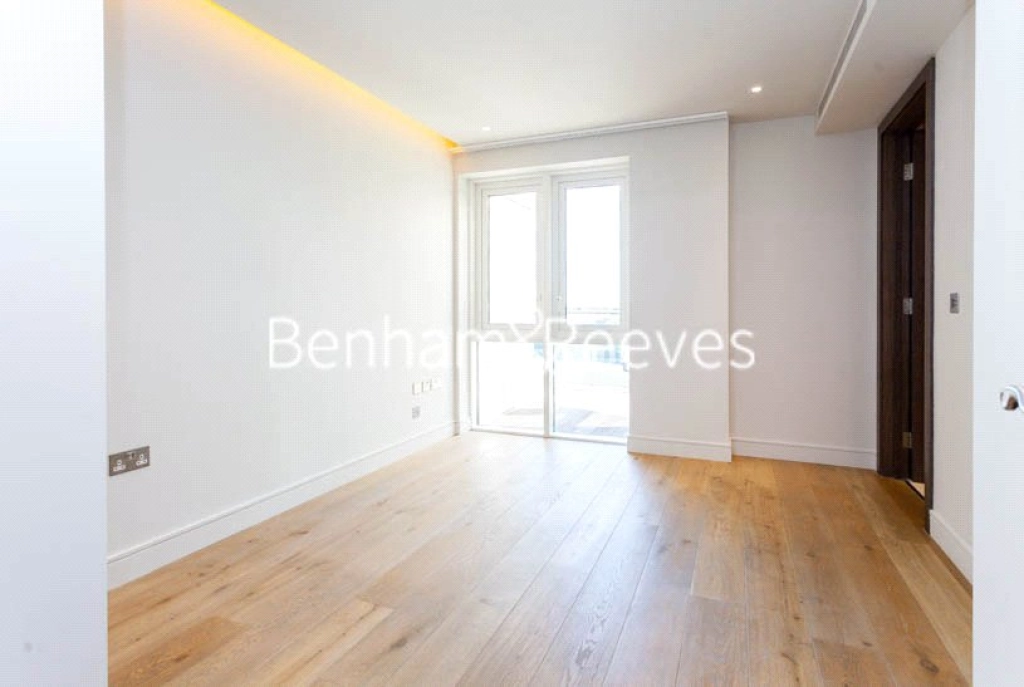3 bedrooms apartments/flats for sale in Regatta Lane, London - W6 view 6