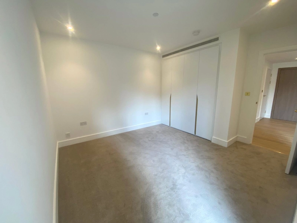 1 bedroom apartments/flats for sale in Parr's Way, London - W6 view 7