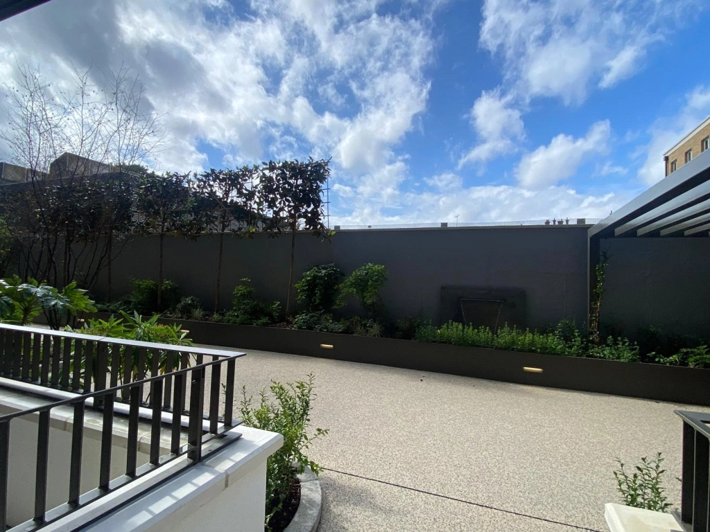 1 bedroom apartments/flats for sale in Parr's Way, London - W6 view 14