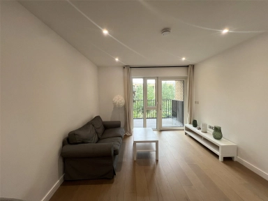 Parrs Way, London - W6 view 1