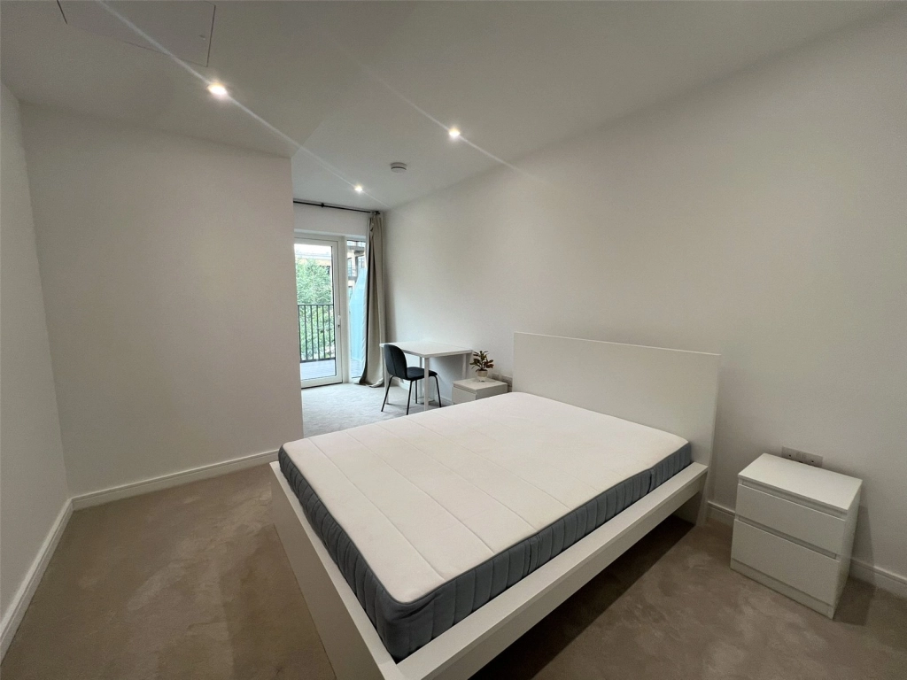 1 bedroom apartments/flats for sale in Parrs Way, London - W6 view 4