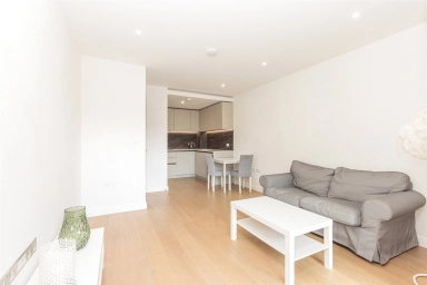 Parrs Way, London - W6 view 2