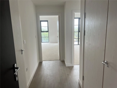 Burlington Road, New Malden - KT3 view 6