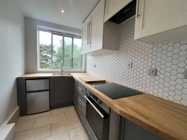 West Hill, London - SW15 view 5