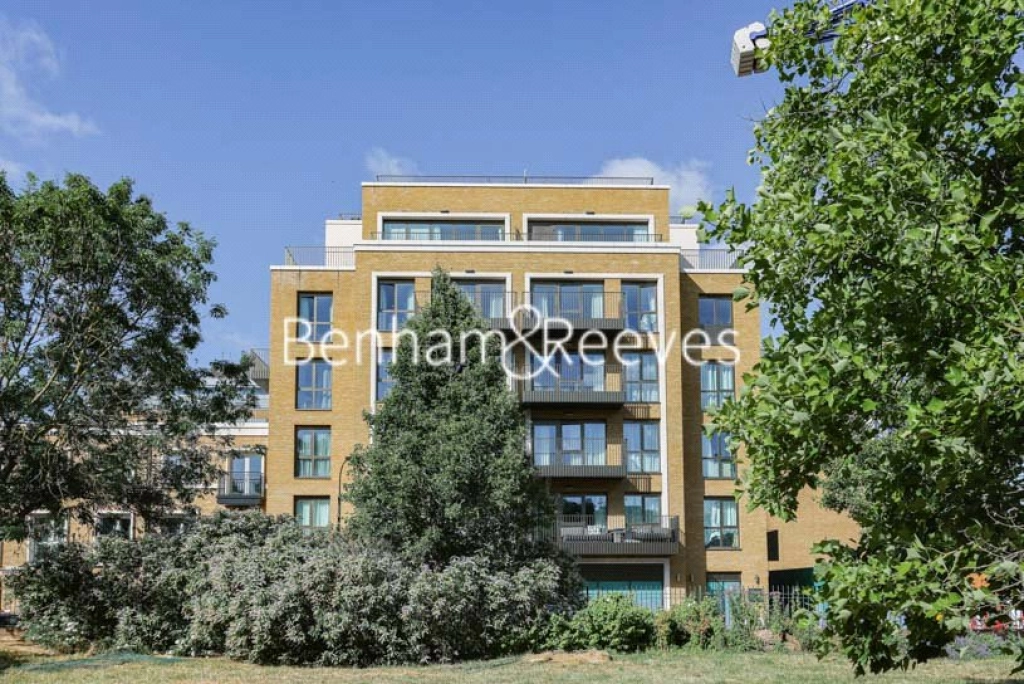 1 bedroom apartments/flats for sale in Distillery Road, London - W6 view 9