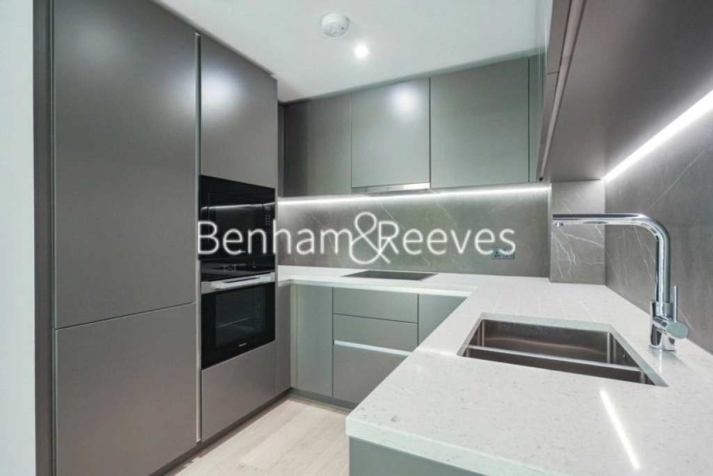 1 bedroom apartments/flats for sale in Distillery Road, London - W6 view 2