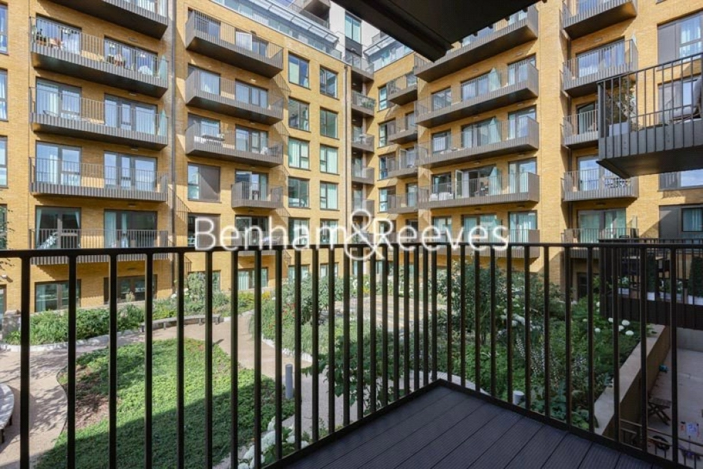 1 bedroom apartments/flats for sale in Distillery Road, London - W6 view 11