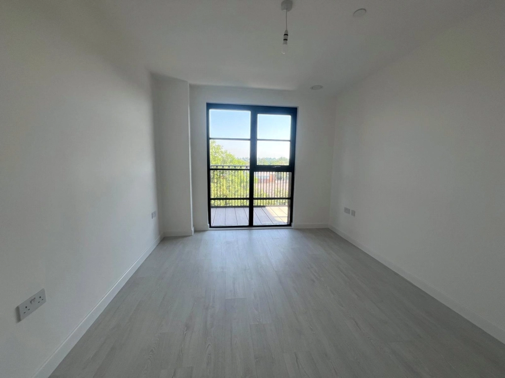 2 bedrooms apartments/flats for sale in Burlington Road, New Malden - KT3 view 4