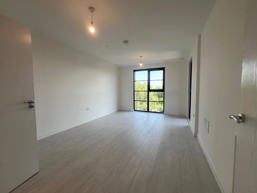 2 bedrooms apartments/flats for sale in Burlington Road, New Malden - KT3 view 3