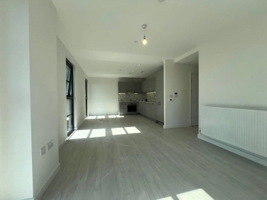 Burlington Road, New Malden - KT3 view 11