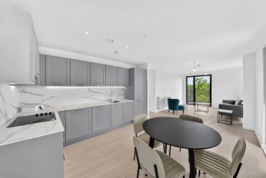 Burlington Road, New Malden - KT3 view 6