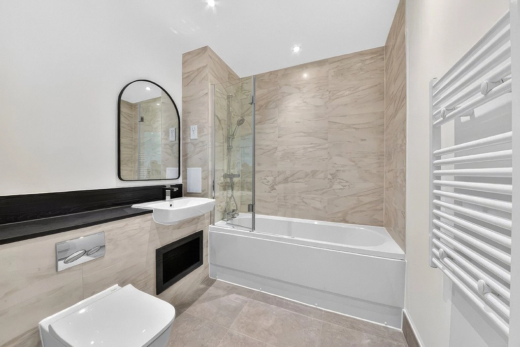 2 bedrooms apartments/flats for sale in Burlington Road, New Malden - KT3 view 9