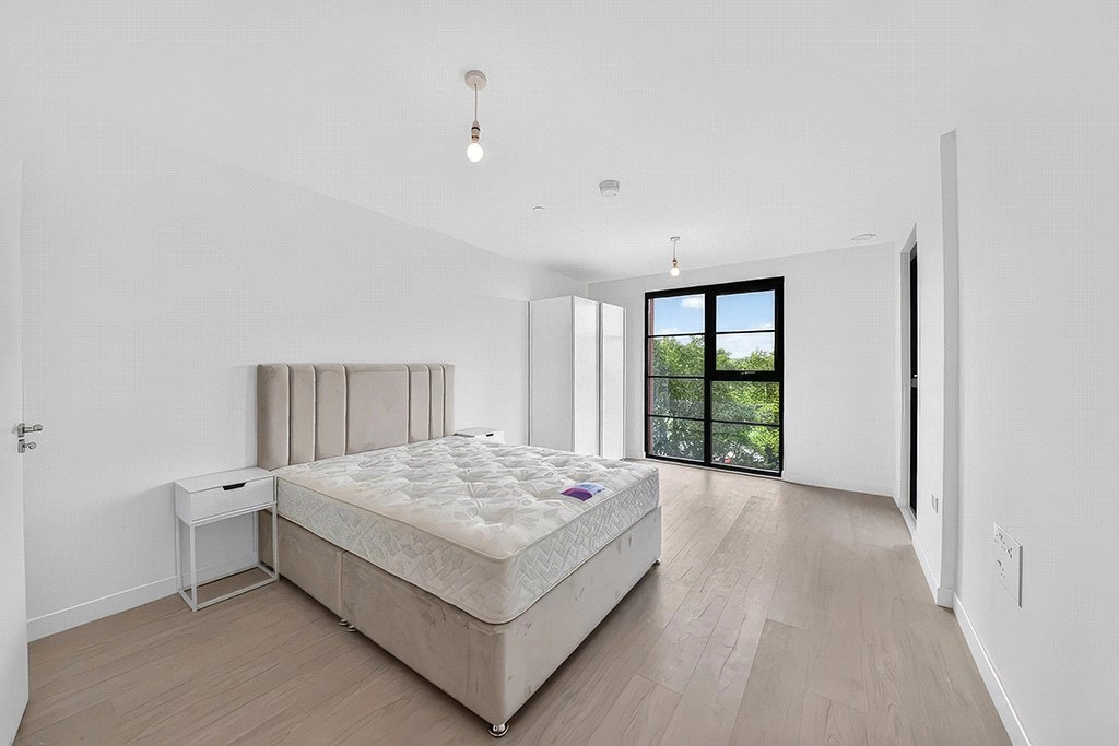 2 bedrooms apartments/flats for sale in Burlington Road, New Malden - KT3 view 10