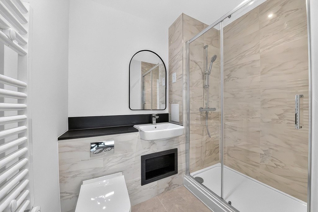 2 bedrooms apartments/flats for sale in Burlington Road, New Malden - KT3 view 12