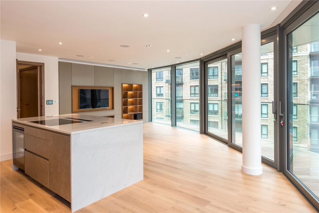 2 bedrooms apartments/flats for sale in Parr's Way, London - W6 view 3