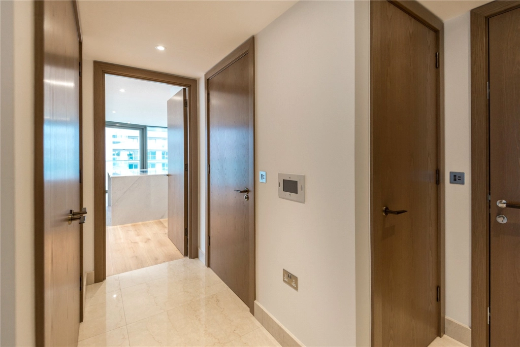 2 bedrooms apartments/flats for sale in Parr's Way, London - W6 view 10