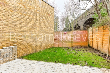 Disraeli Road, London - SW15 view 11