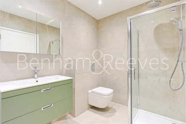 Disraeli Road, London - SW15 view 15