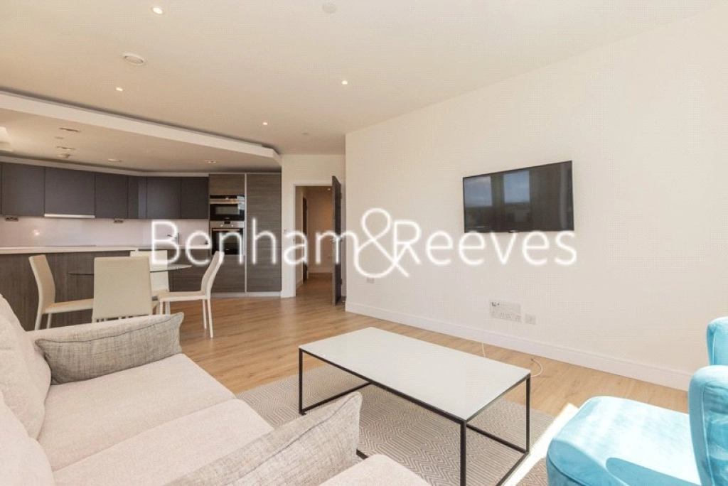 2 bedrooms apartments/flats for sale in Beadon Road, London - W6 view 2