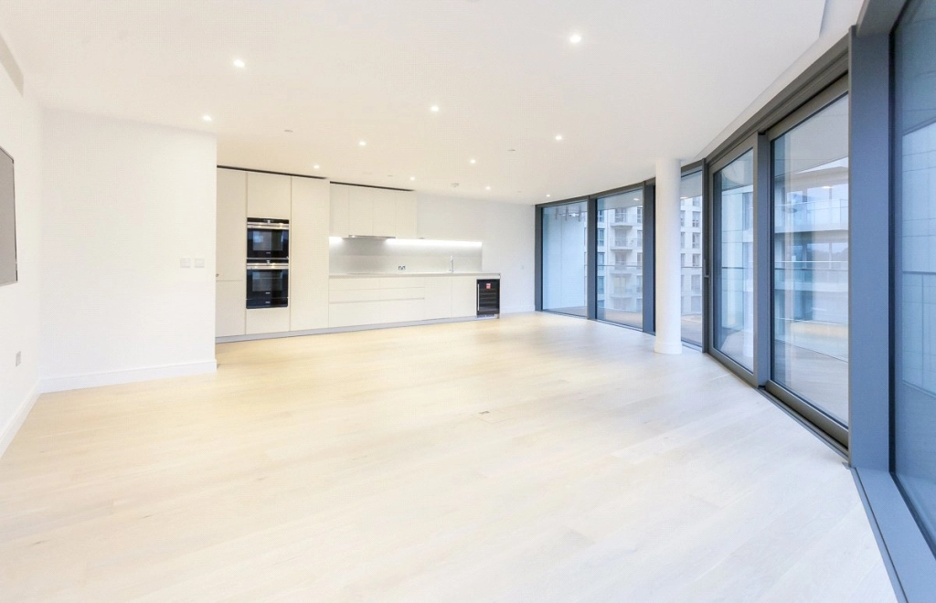 2 bedrooms apartments/flats for sale in Parr's Way, London - W6 view 3