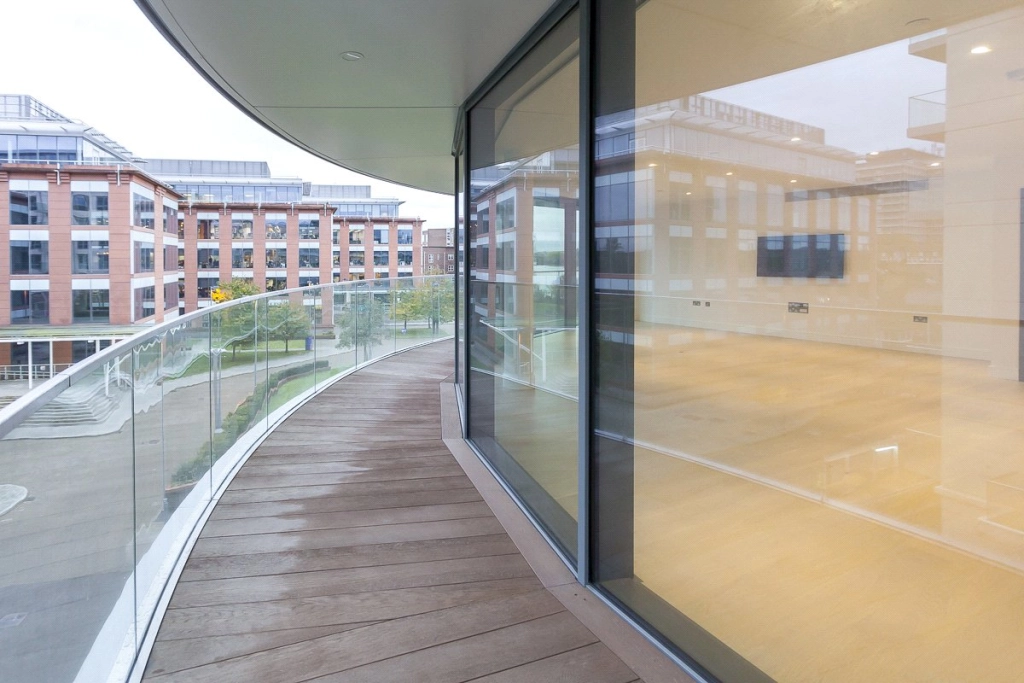 2 bedrooms apartments/flats for sale in Parr's Way, London - W6 view 5