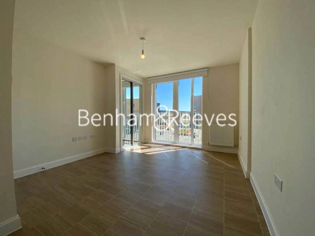 1 bedroom apartments/flats for sale in Berwick Place, Trumpington, Cambridge - CB2 view 2