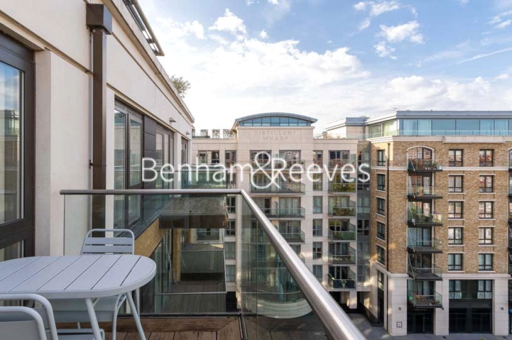 2 bedrooms apartments/flats for sale in Parr's Way, London - W6 view 7