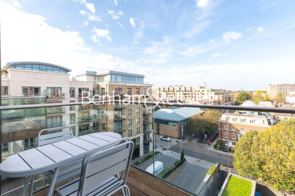 2 bedrooms apartments/flats for sale in Parr's Way, London - W6 view 12