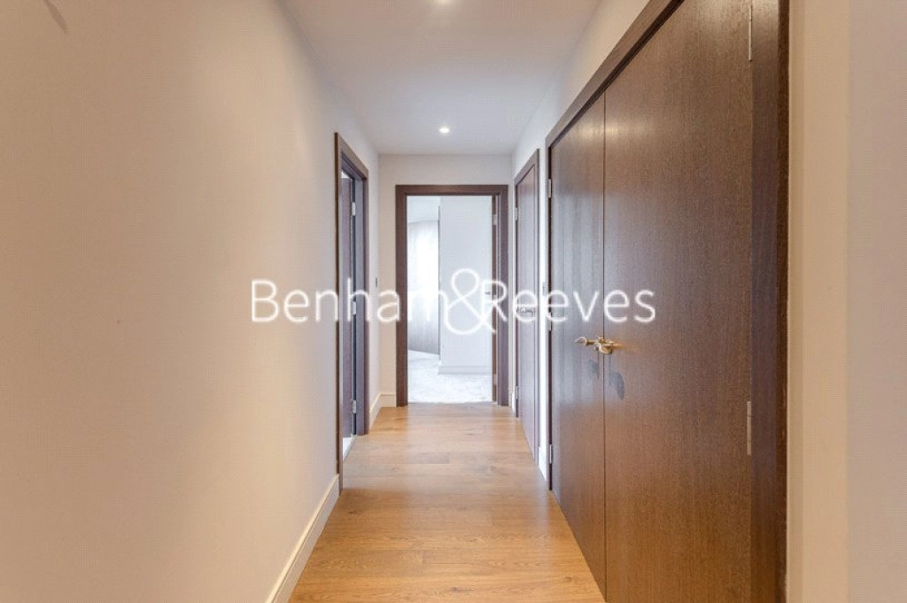 2 bedrooms apartments/flats for sale in Parr's Way, London - W6 view 15