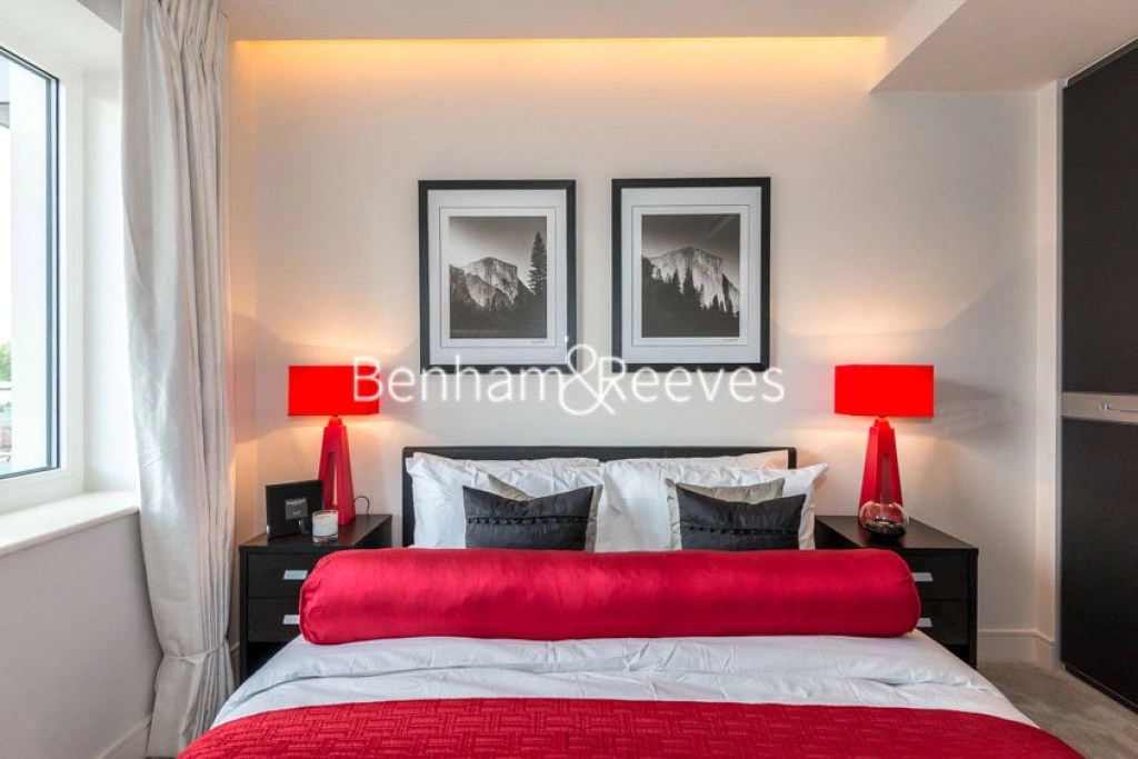 1 bedroom apartments/flats for sale in Parr's Way, London - W6 view 7