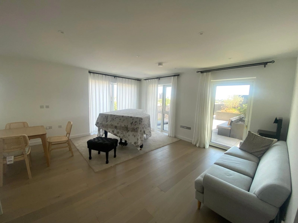 3 bedrooms apartments/flats for sale in Parrs Way, London - W6 view 21